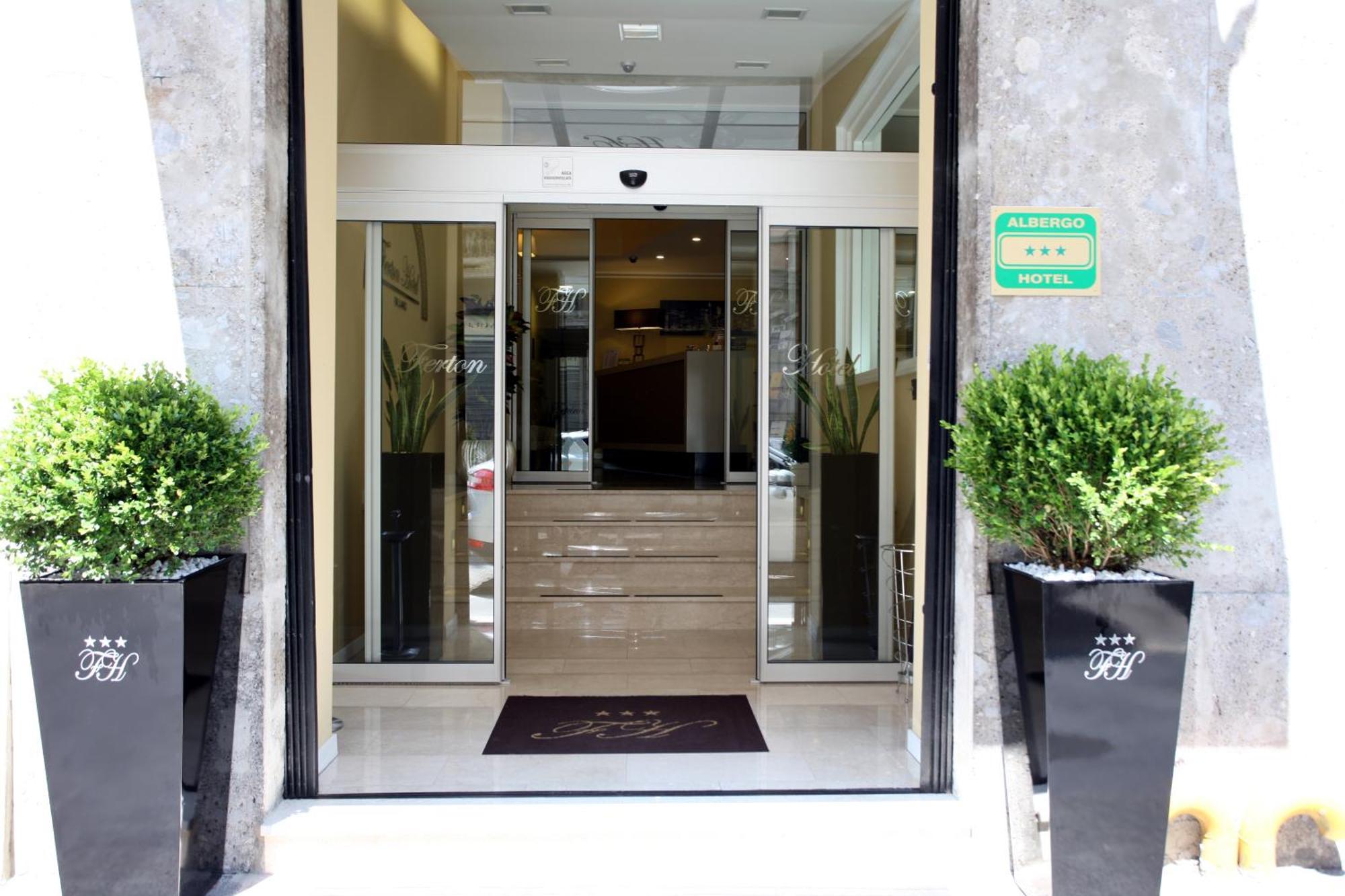 Hotel Ferton — Photos 1